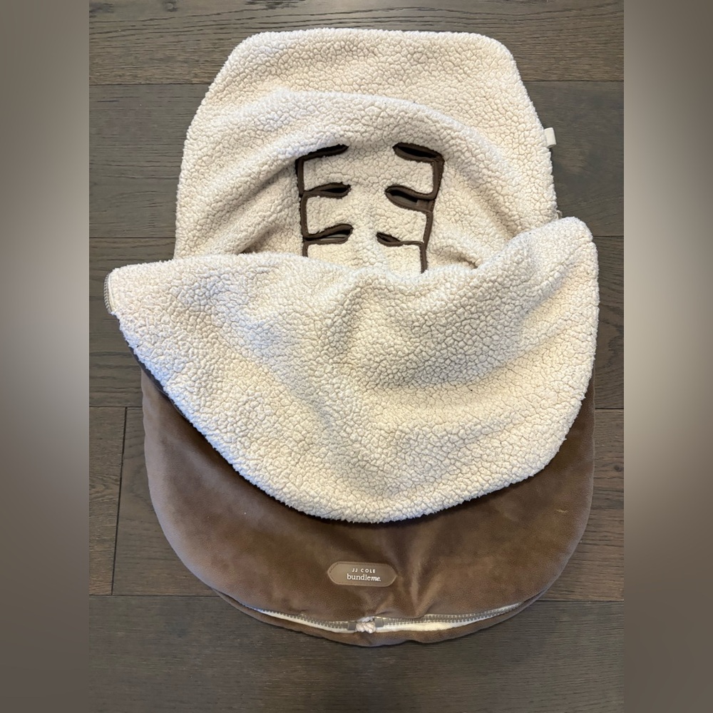 JJ Cole Cozy Brown and Cream Infant Car Seat Cover EUC